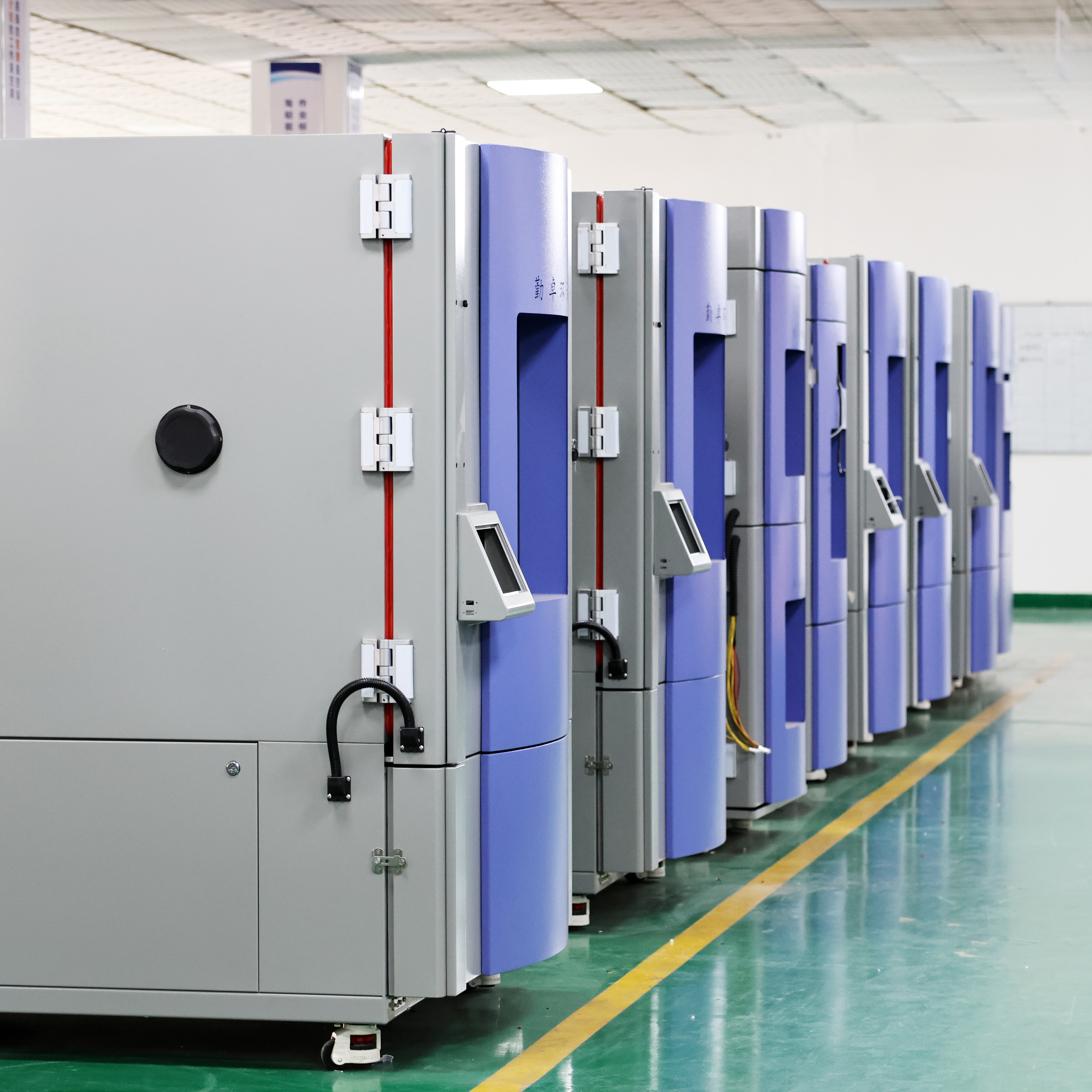 快速溫變試驗箱跟高低溫試驗箱有哪些不同點