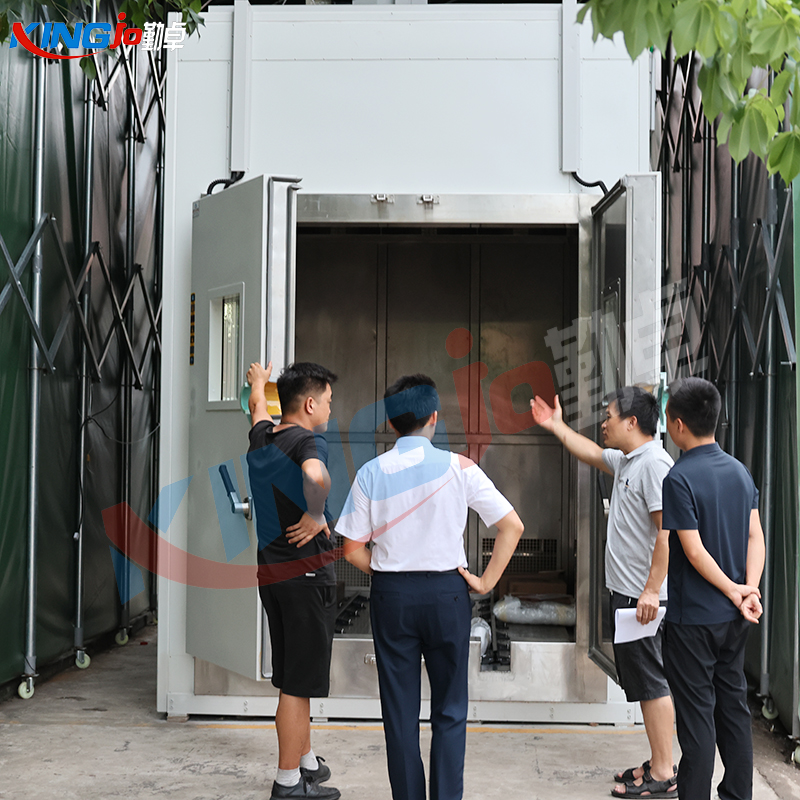 步入式環(huán)境箱在做高溫高濕測(cè)試中要注意哪些細(xì)節(jié)